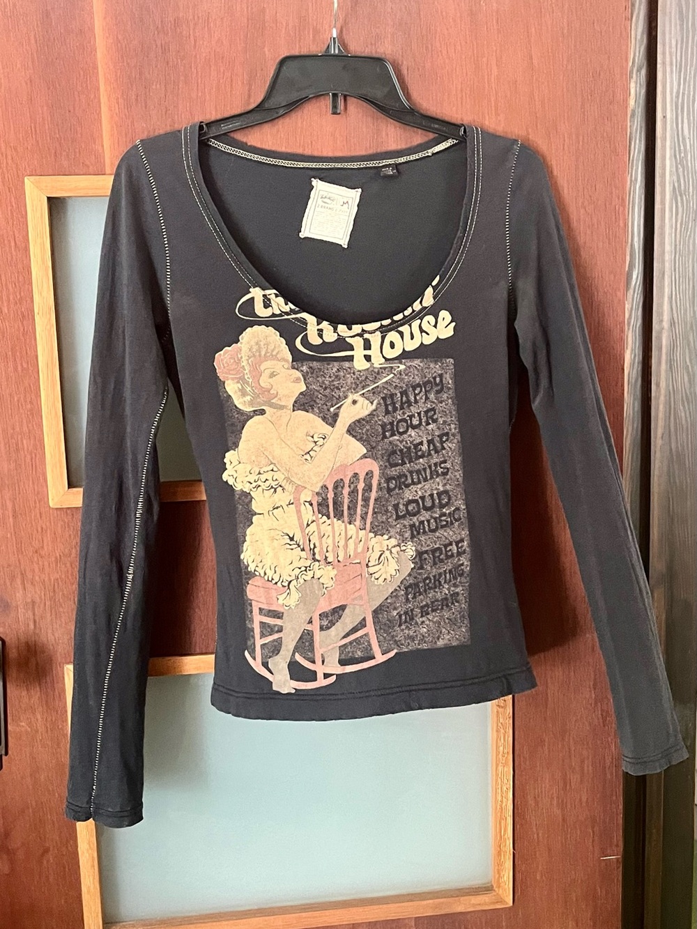 Vintage Z Brand Graphic Long Sleeve Tee in Black with Beige Print